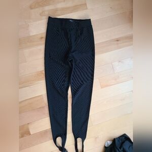 Simons black stirrup leggings nwt